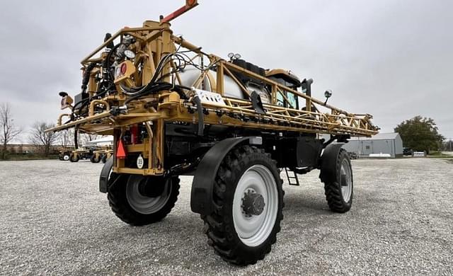 Image of RoGator RG1300C equipment image 3