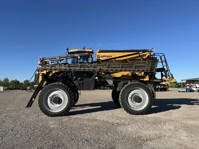 Image of RoGator RG1300C equipment image 2