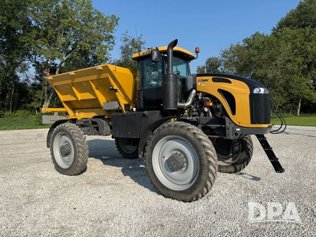 Image of RoGator RG1300C equipment image 1