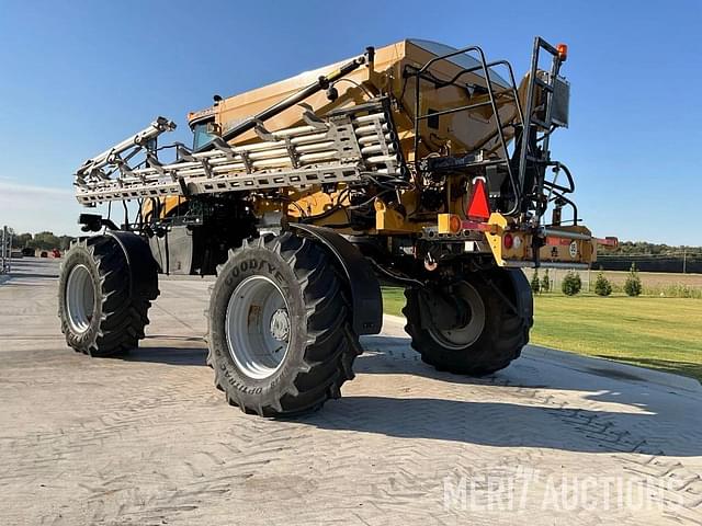 Image of RoGator RG1300C equipment image 2