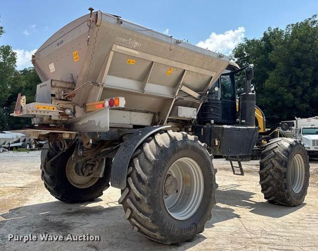 Image of RoGator RG1300C equipment image 4
