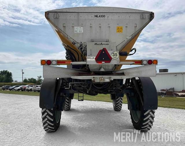 Image of RoGator RG1300C equipment image 3