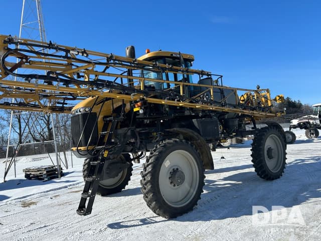 Image of RoGator RG700B equipment image 1