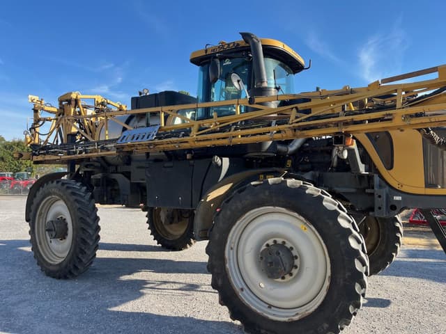 Image of RoGator RG900C equipment image 1
