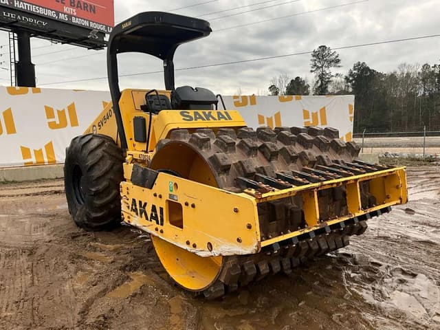 Image of Sakai SV540 equipment image 2