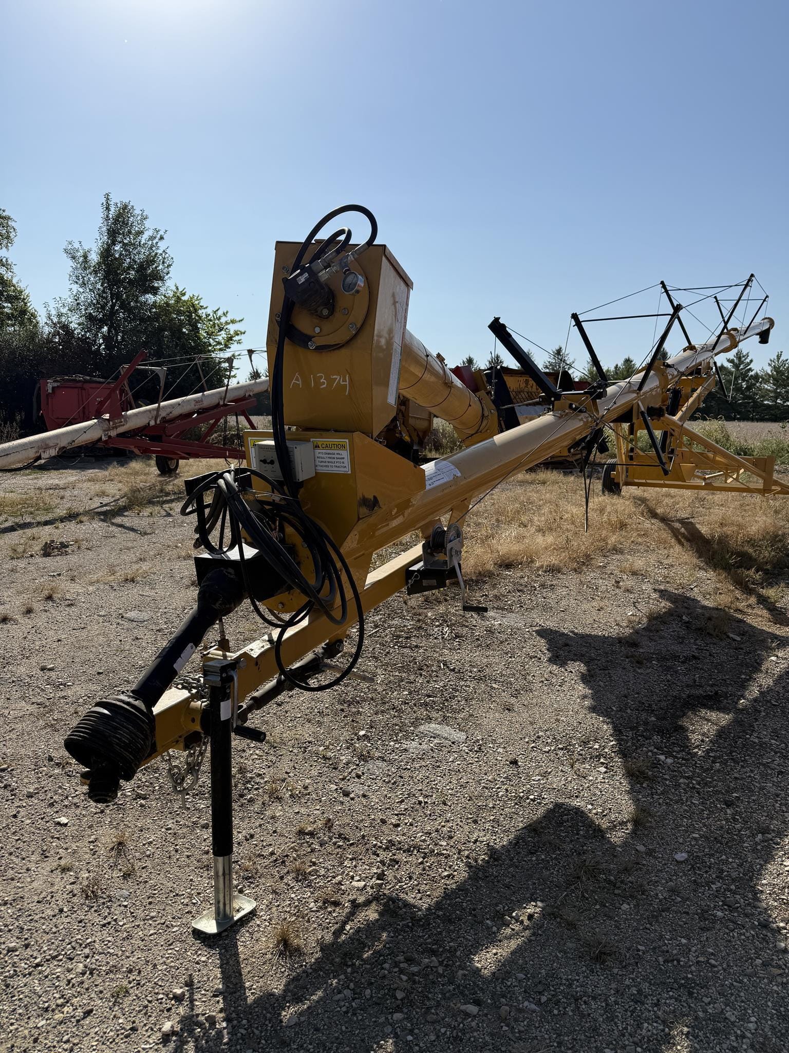 2020 Sheyenne 1410 Equipment Image0