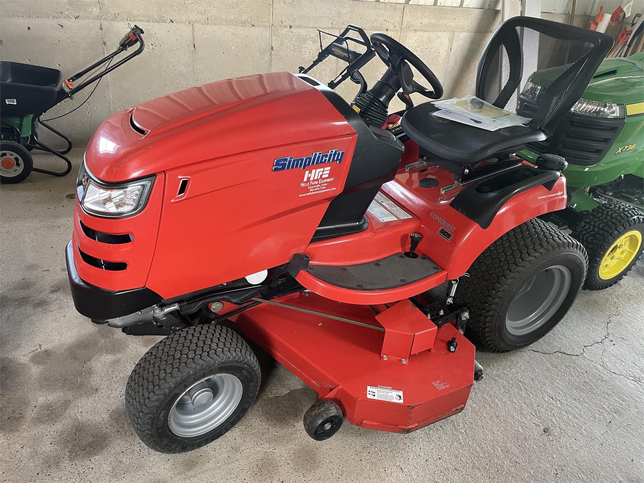 Main image Simplicity Conquest