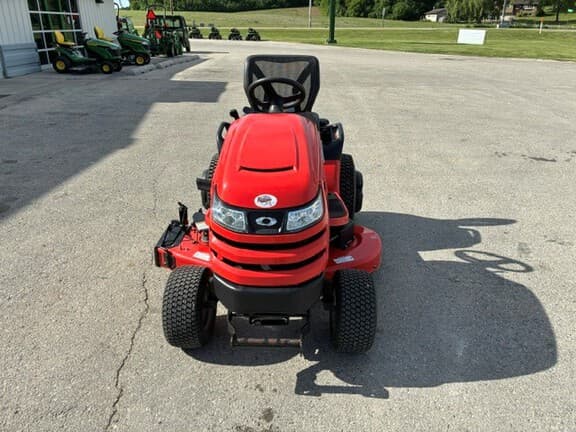 Image of Simplicity Prestige equipment image 4