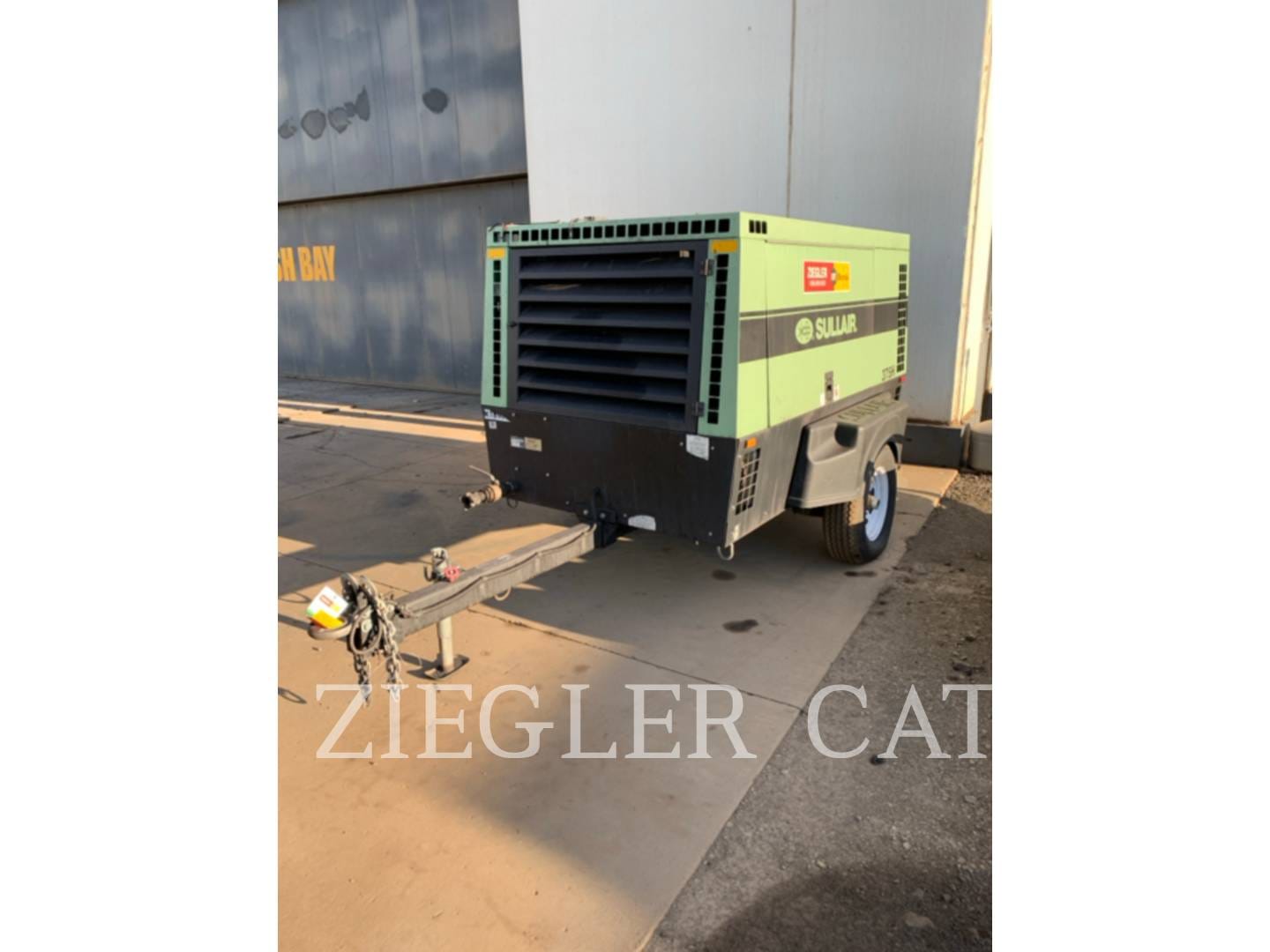 2020 Sullair 375H Equipment Image0