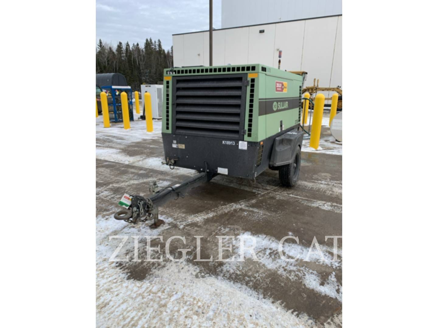 2020 Sullair 375H Equipment Image0