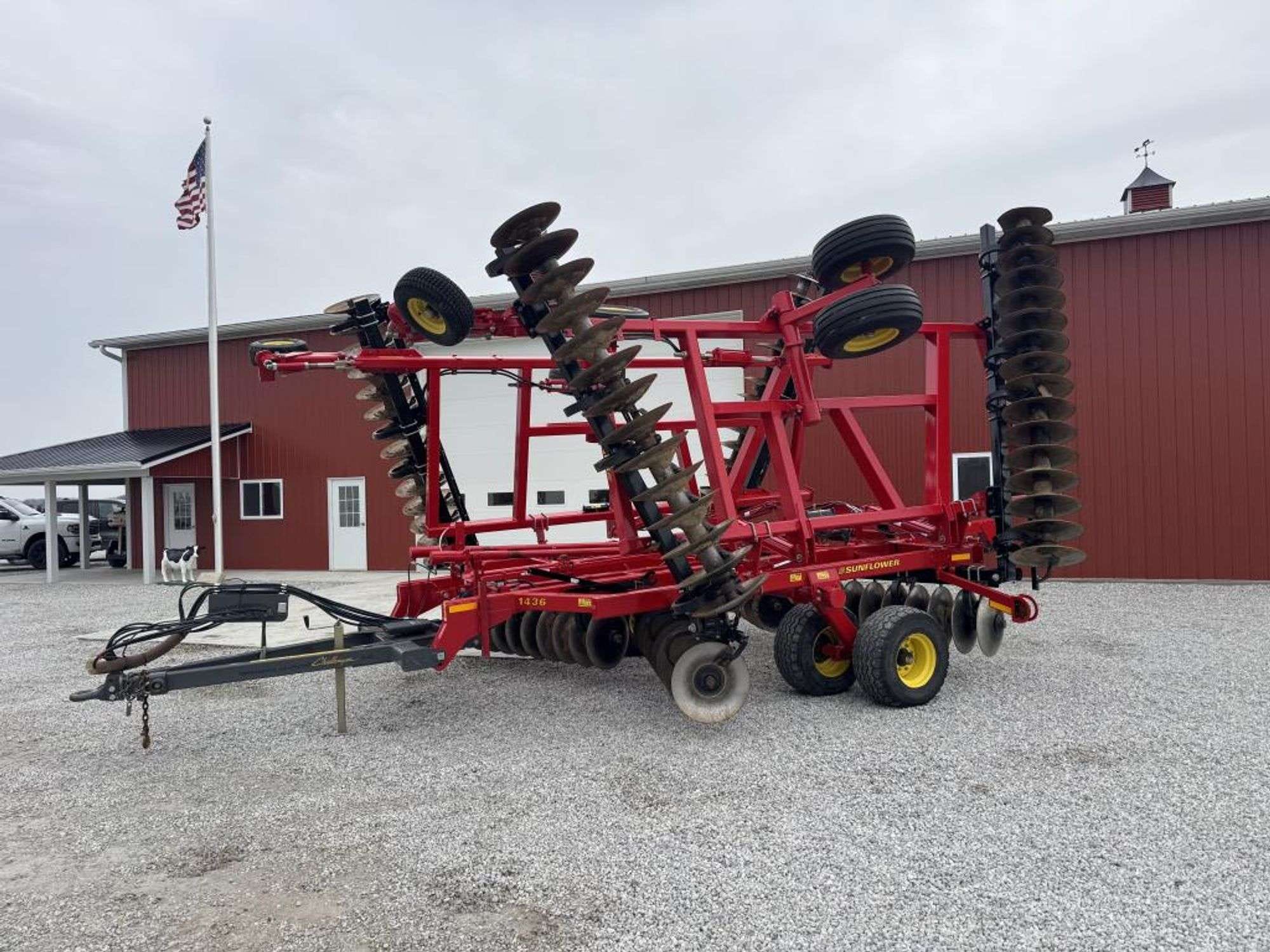 2020 Sunflower 1436-33 Equipment Image0