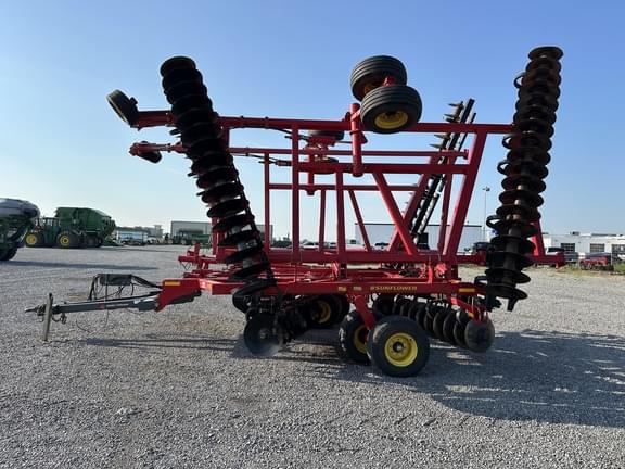 Image of Sunflower 1436 equipment image 1