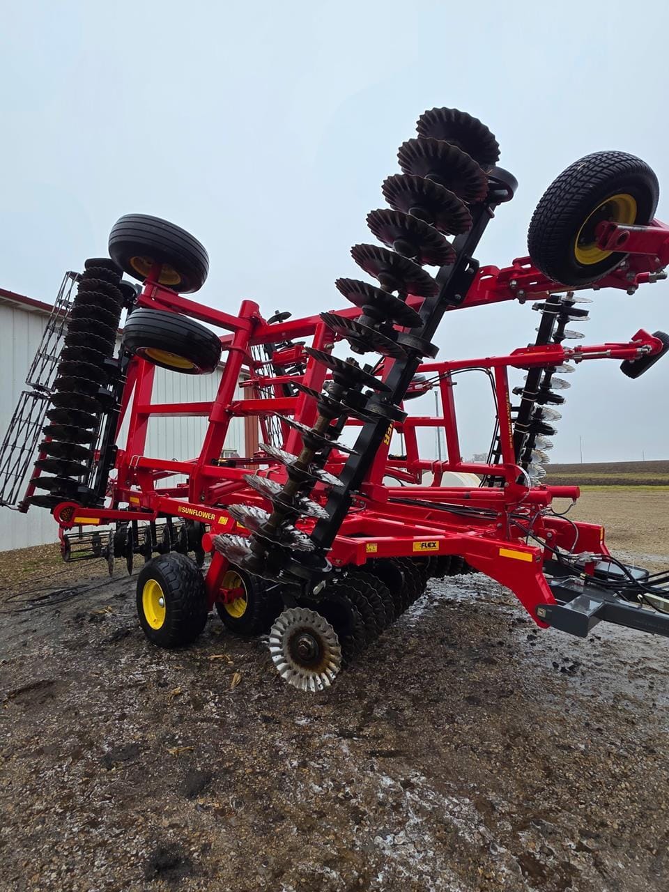 2020 Sunflower 6631-31 Equipment Image0