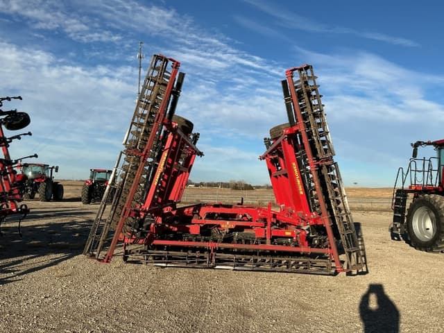 Image of Sunflower 6631 equipment image 4