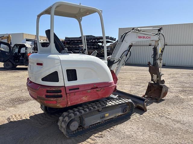 Image of Takeuchi TB230 equipment image 2
