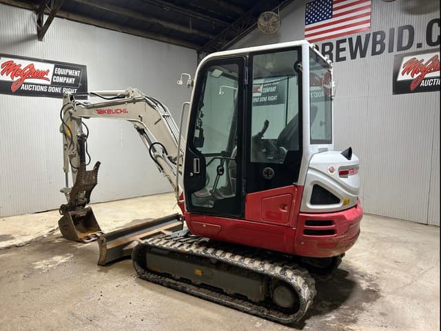 Image of Takeuchi TB235-2 equipment image 2