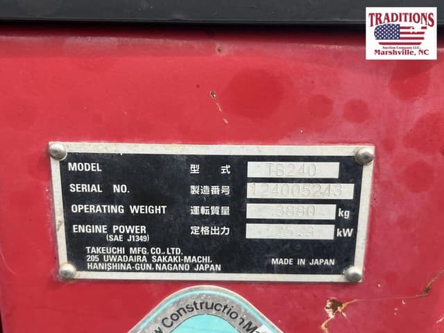 Image of Takeuchi TB240 equipment image 1