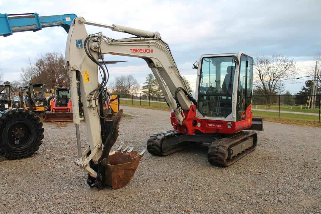 Image of Takeuchi TB260 Primary image