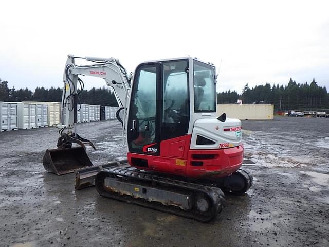 Image of Takeuchi TB260 equipment image 4