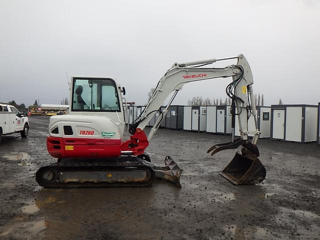 Image of Takeuchi TB260 equipment image 2