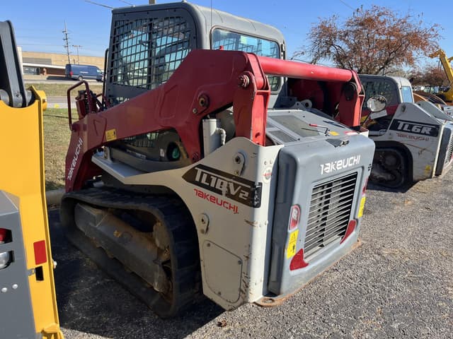 Image of Takeuchi TL10V2 equipment image 3