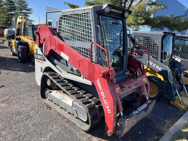 Image of Takeuchi TL10V2 equipment image 1