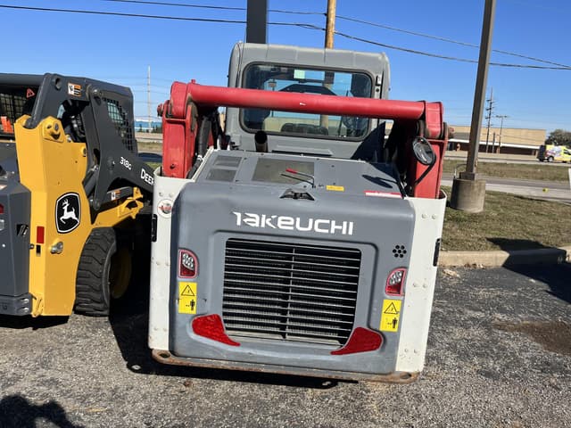 Image of Takeuchi TL10V2 equipment image 4