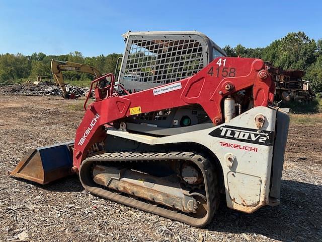 Image of Takeuchi TL10V2 equipment image 4