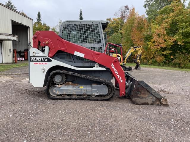 Image of Takeuchi TL10V2 equipment image 3