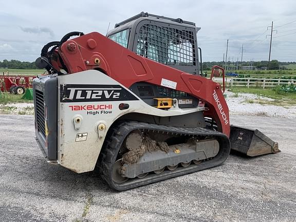 Image of Takeuchi TL12V2 equipment image 3