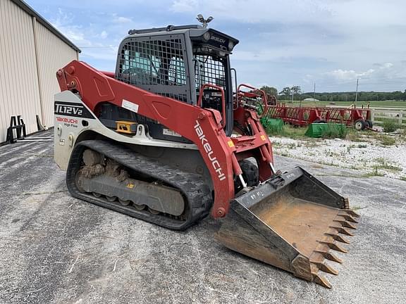 Image of Takeuchi TL12V2 equipment image 4