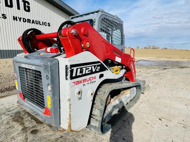 Image of Takeuchi TL12V2 equipment image 2