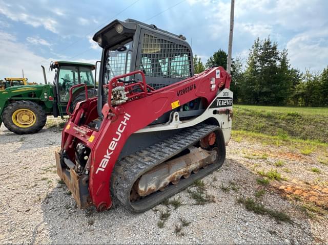 Image of Takeuchi TL12V2 equipment image 1