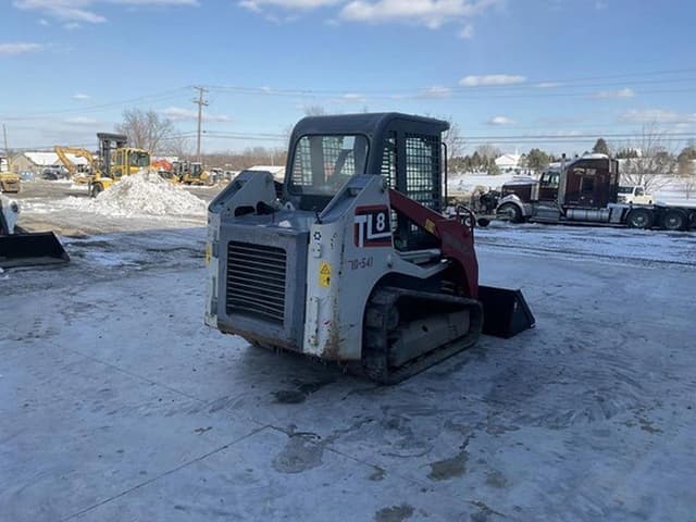 Image of Takeuchi TL8 equipment image 3