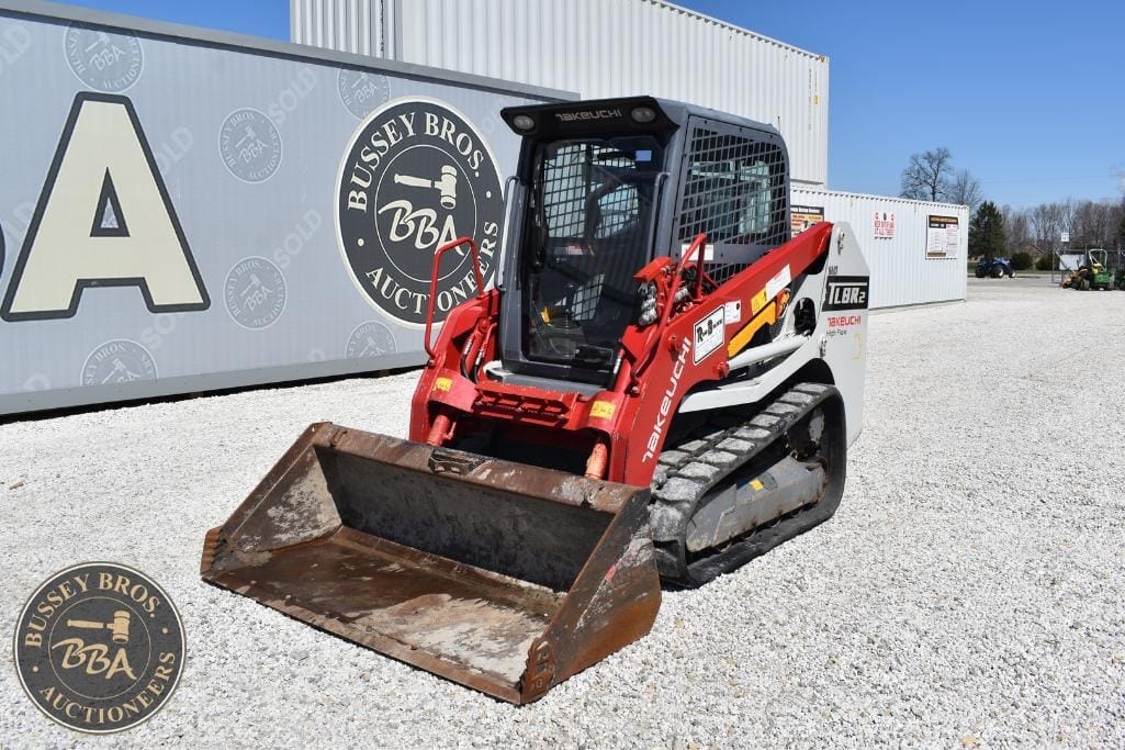 2020 Takeuchi TL8R2 Equipment Image0