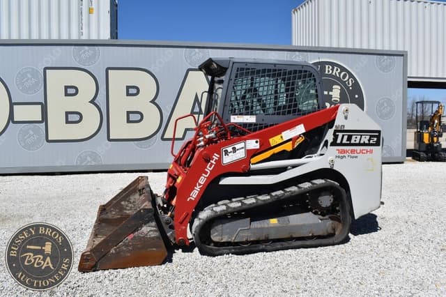 Image of Takeuchi TL8R2 equipment image 4