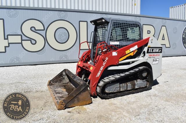 Image of Takeuchi TL8R2 equipment image 3