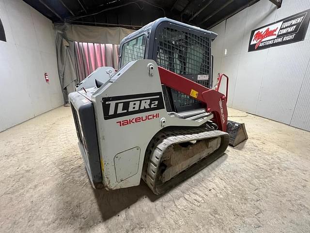 Image of Takeuchi TL8R2 equipment image 4