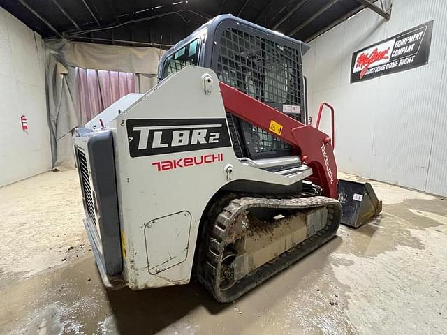 Image of Takeuchi TL8R2 equipment image 4