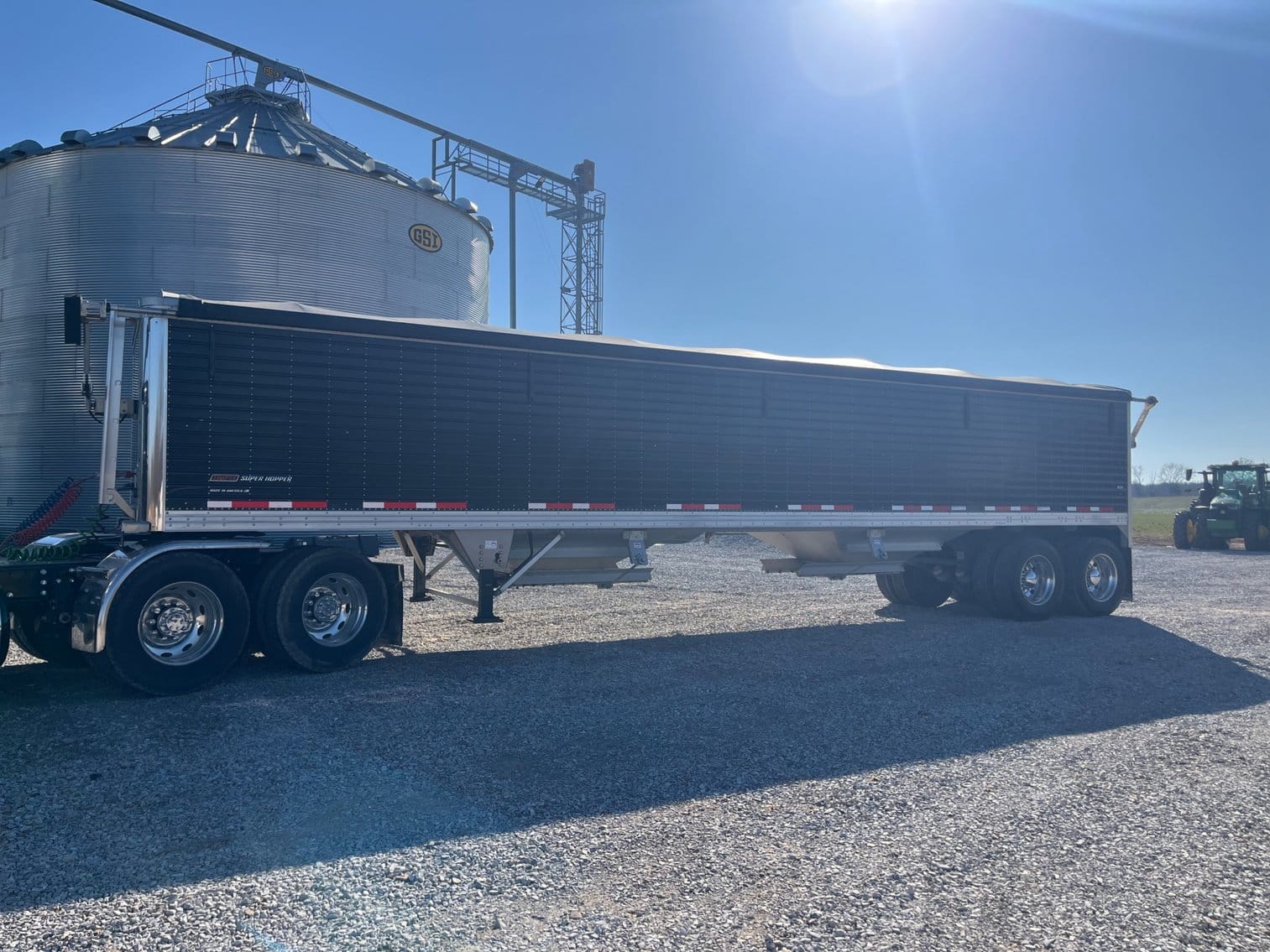 2020 Timpte Super Hopper Equipment Image0