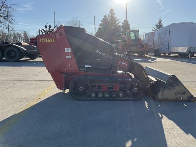 Image of Toro Dingo TX525 equipment image 3