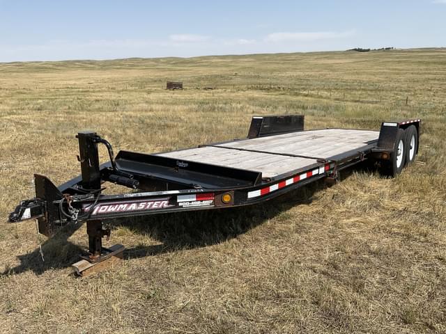 Image of Towmaster T-12DT equipment image 2