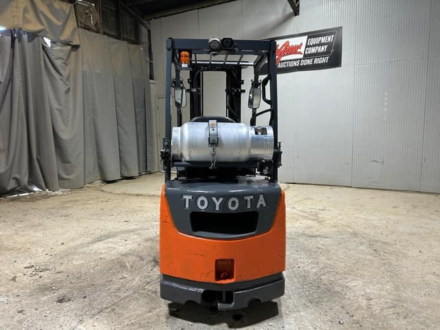 Image of Toyota 8FGCSU20 equipment image 2