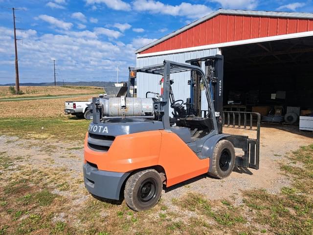 Image of Toyota 8FG50U equipment image 4