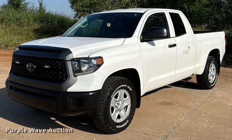 Image of Toyota Tundra SR5 Primary image
