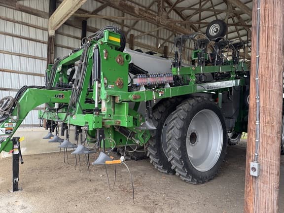 Image of Unverferth Nutrimax 2600 equipment image 4