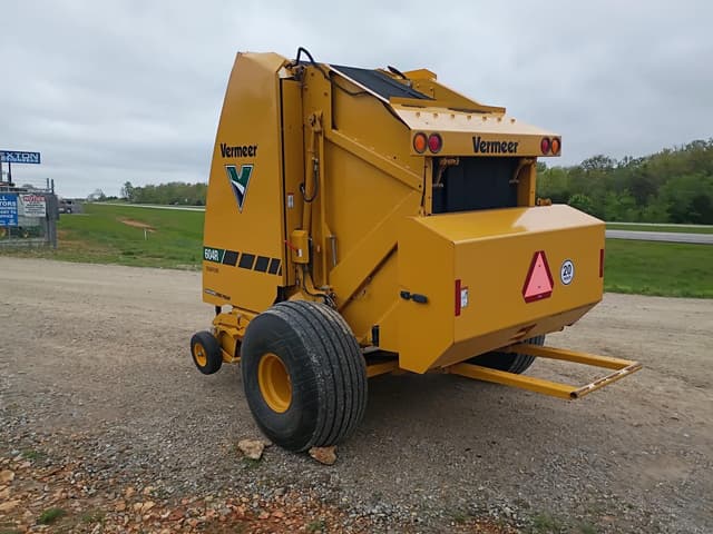 Image of Vermeer 604R Signature equipment image 2
