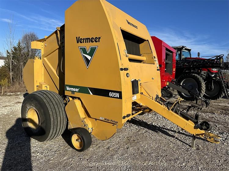 2020 Vermeer 605N Equipment Image0