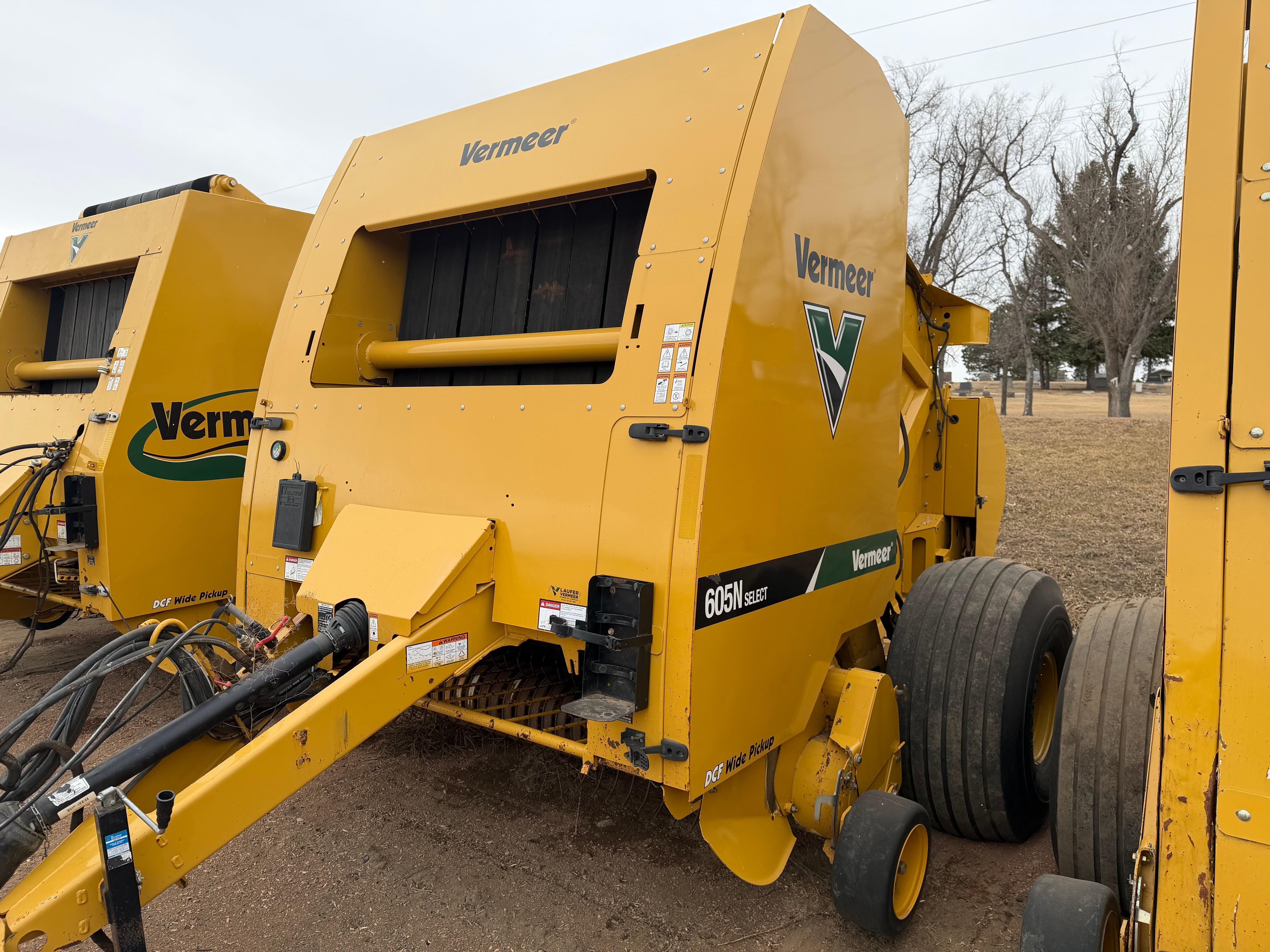 2020 Vermeer 605N Equipment Image0