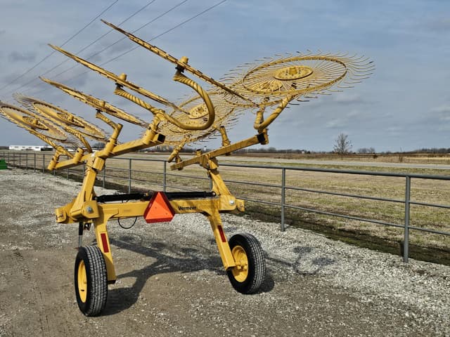 Image of Vermeer VR1022 equipment image 4